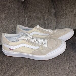 Vans Men's Beige and White Sneakers